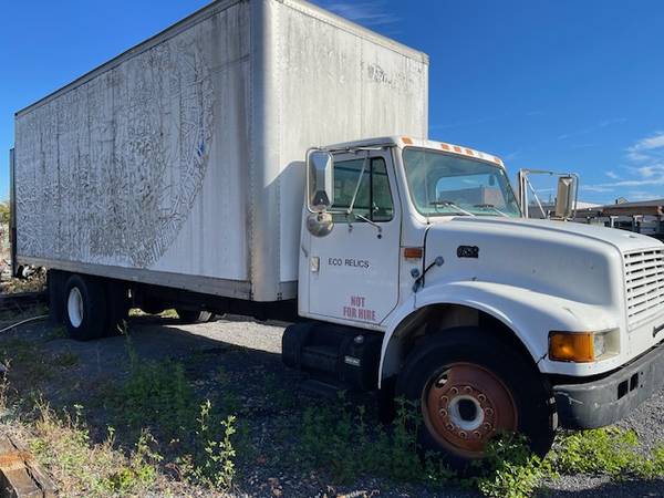 1999 International 24' 4700 Box Truck