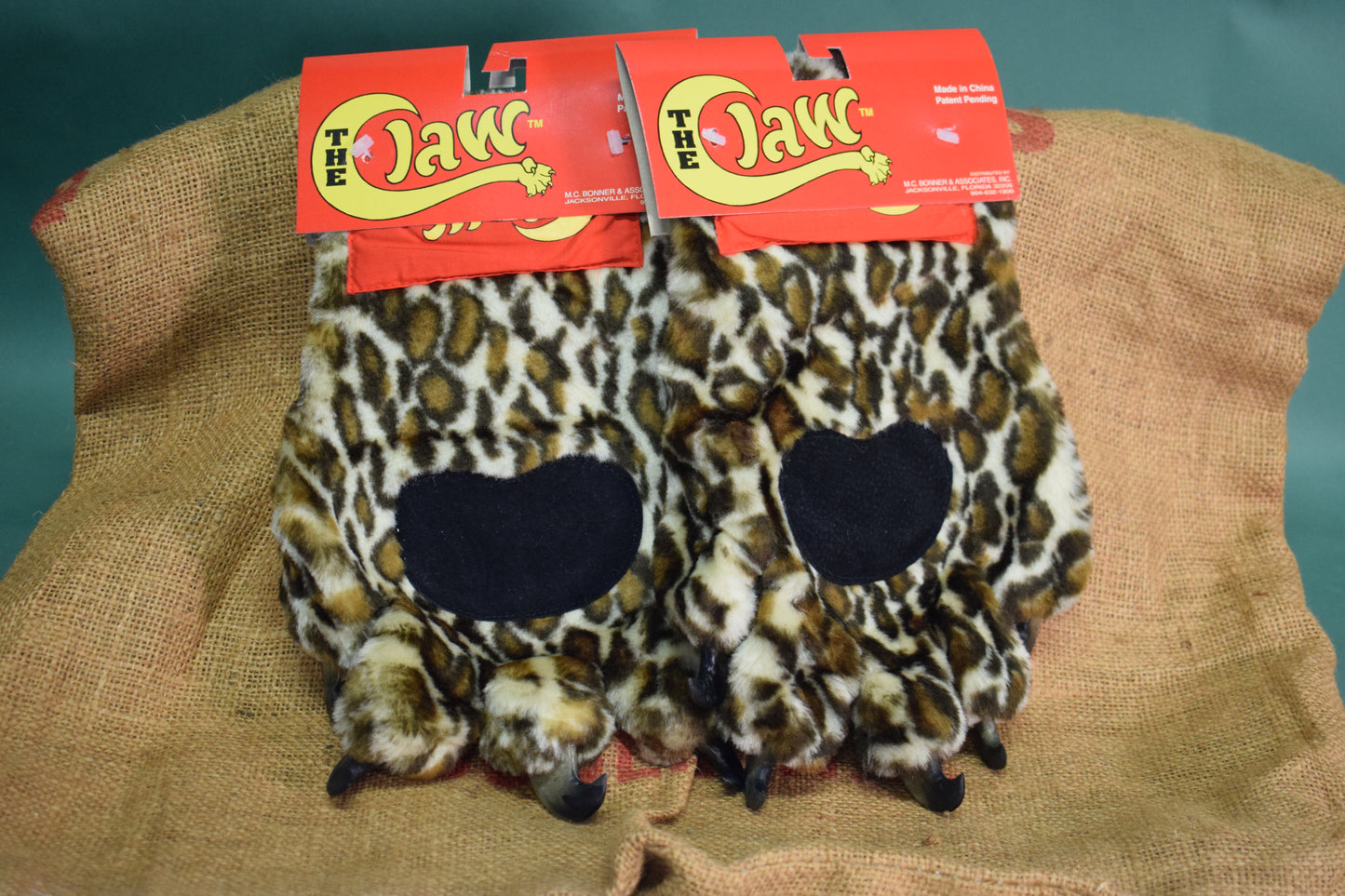 Vintage "The Claw" Animal Gloves/Mittens with Claws (2-Pack) Jaguar print