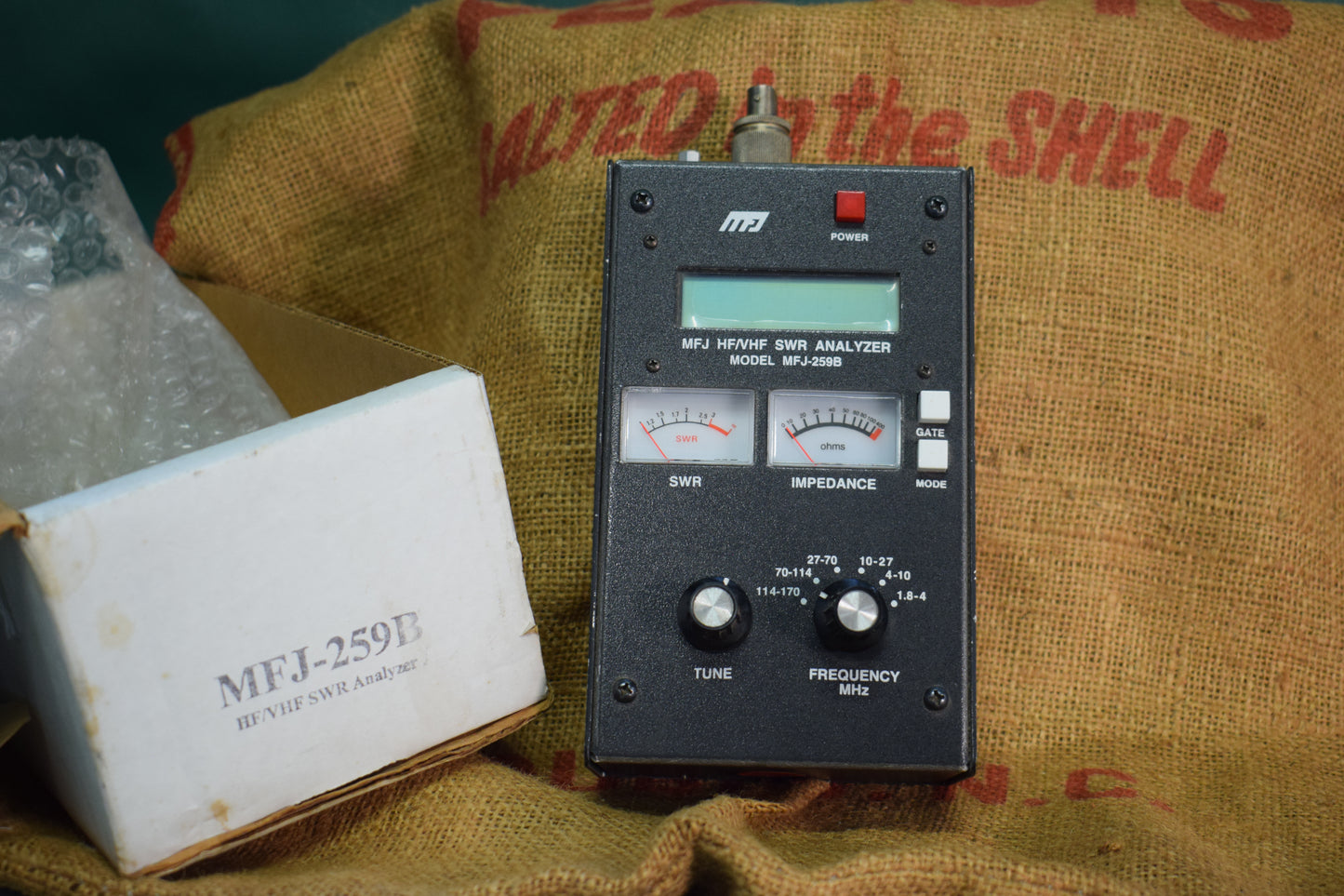 MFJ-259 B Antenna Analyzer