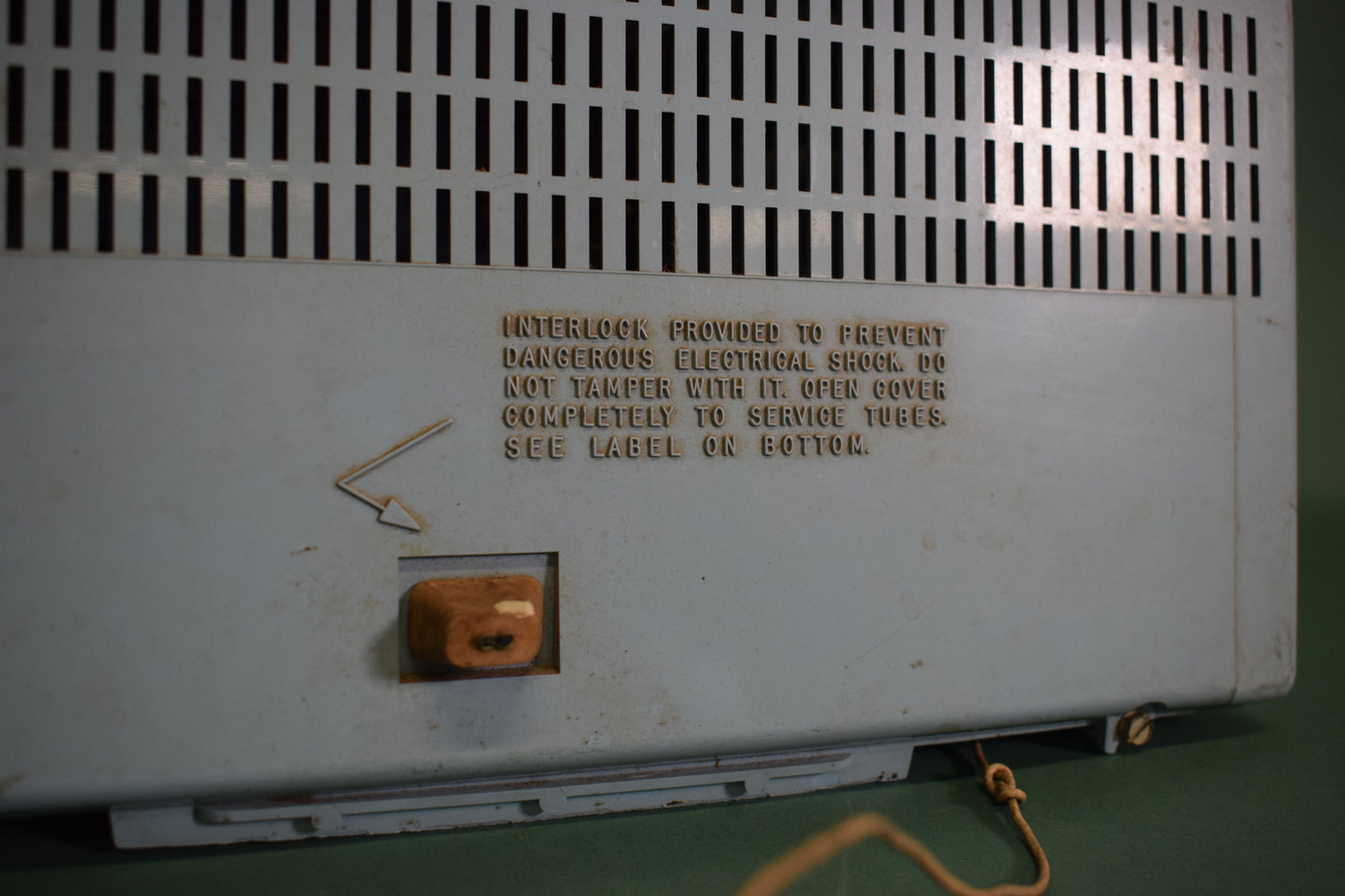 Vintage GE Tube Radio, untested