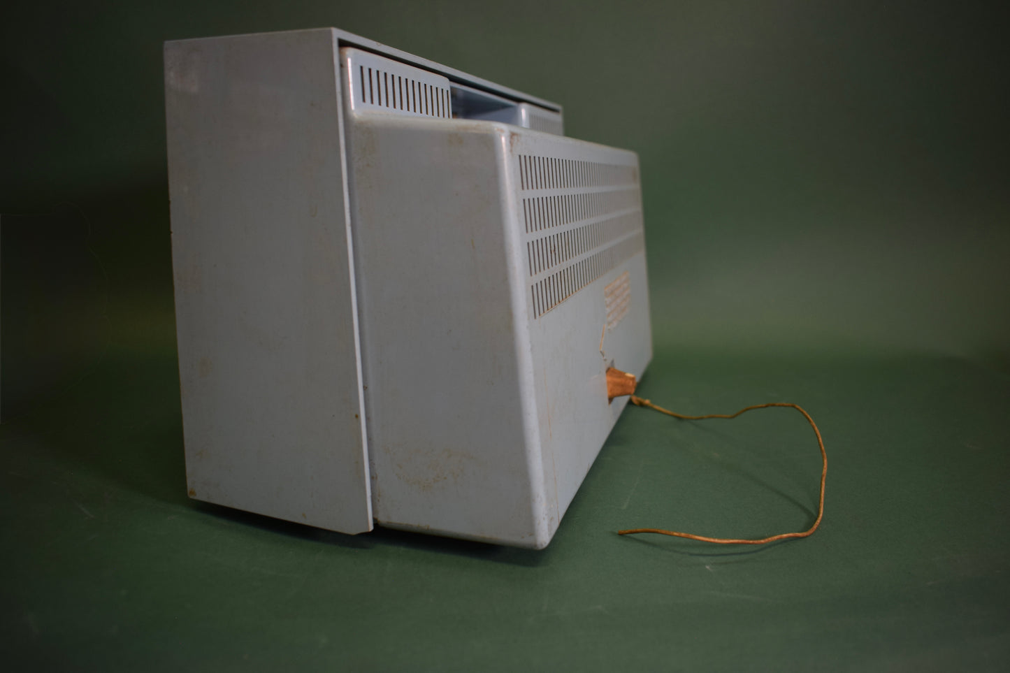 Vintage GE Tube Radio, untested