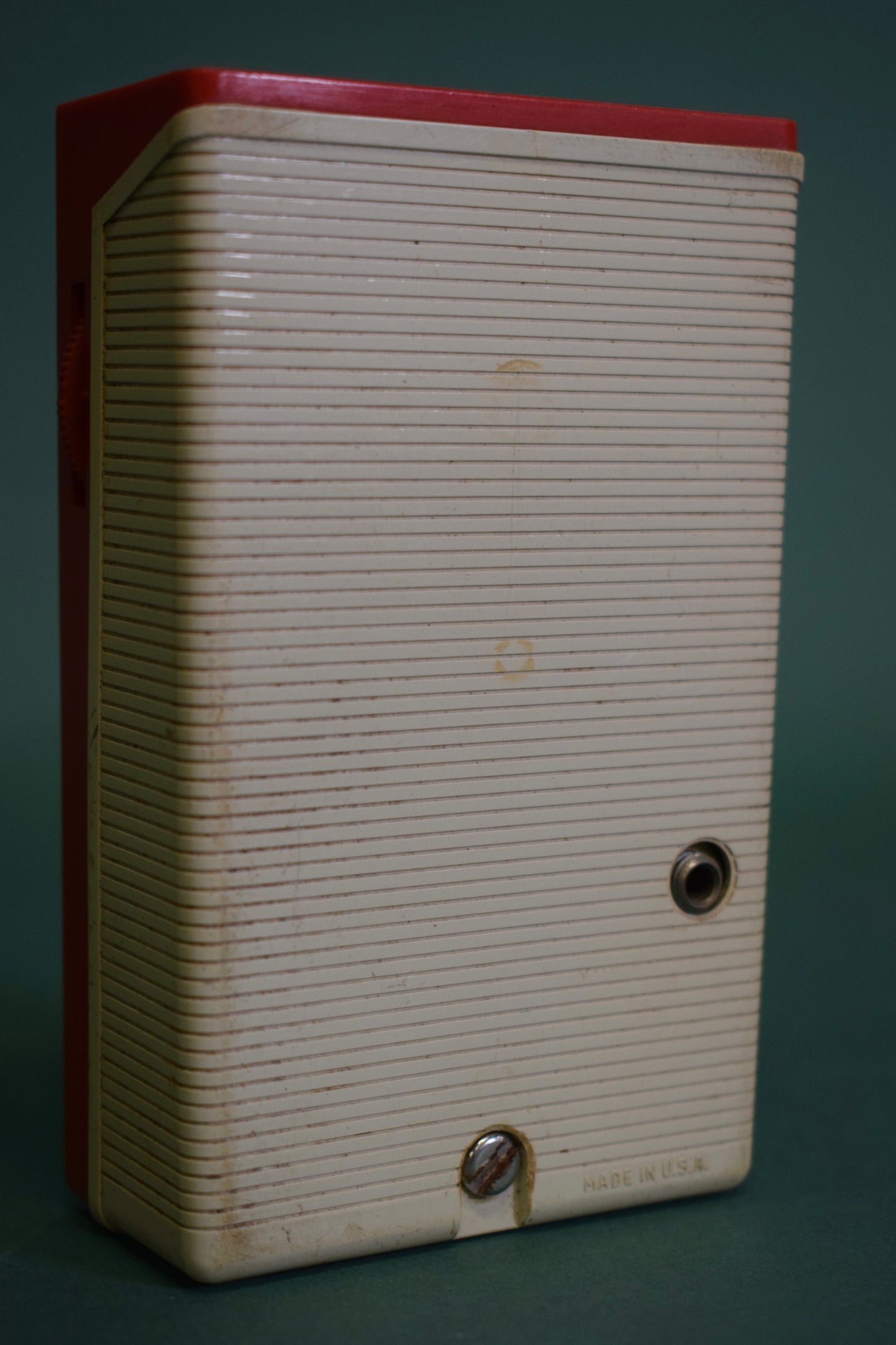 Zenith  Royal 50 Transistor Radio - untested