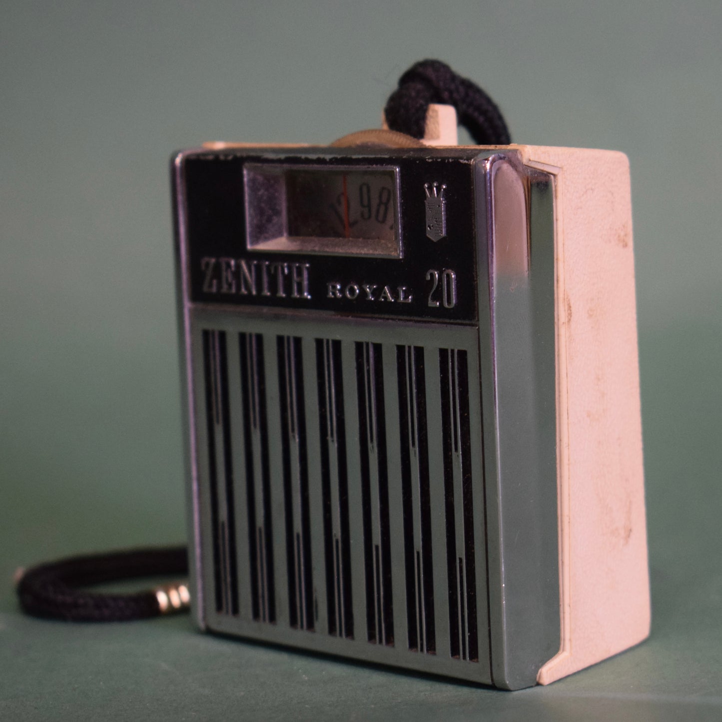 Zenith Royal 20 Micro Transistor Radio