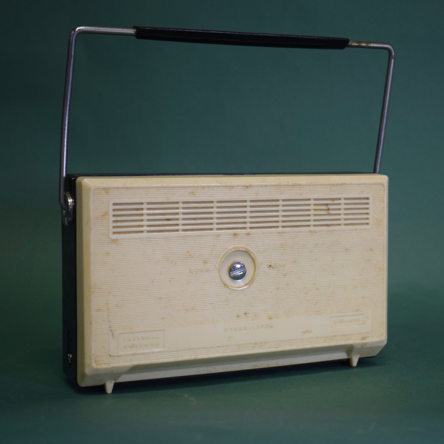 Plata Portable Transistor Radio