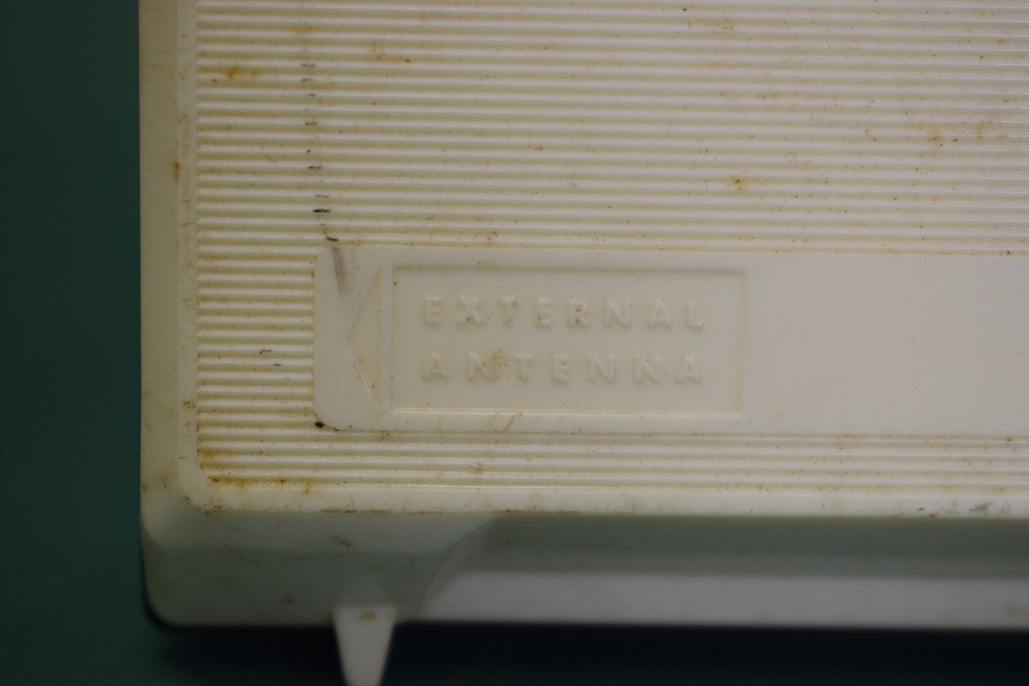 Plata Portable Transistor Radio