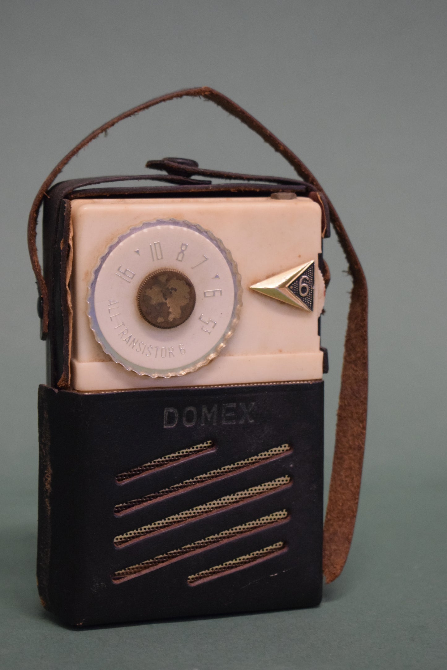 Domex 6 Transistor Pocket Radio