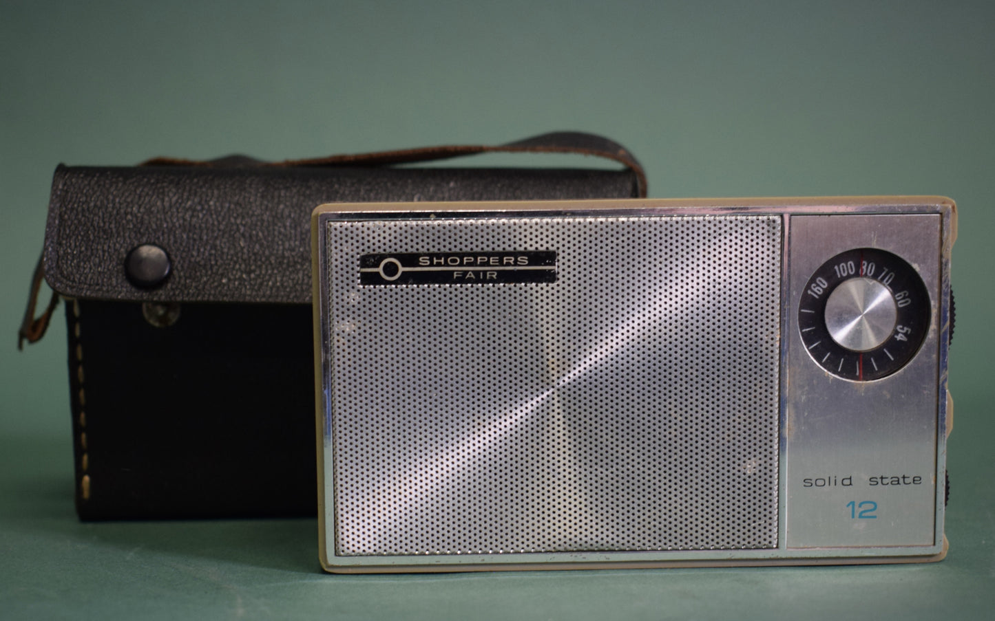 Shoppers Fair Solid State 12 transistor radio