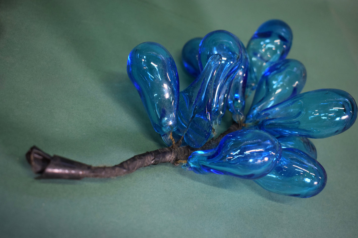 MCM glass grapes, set of three
