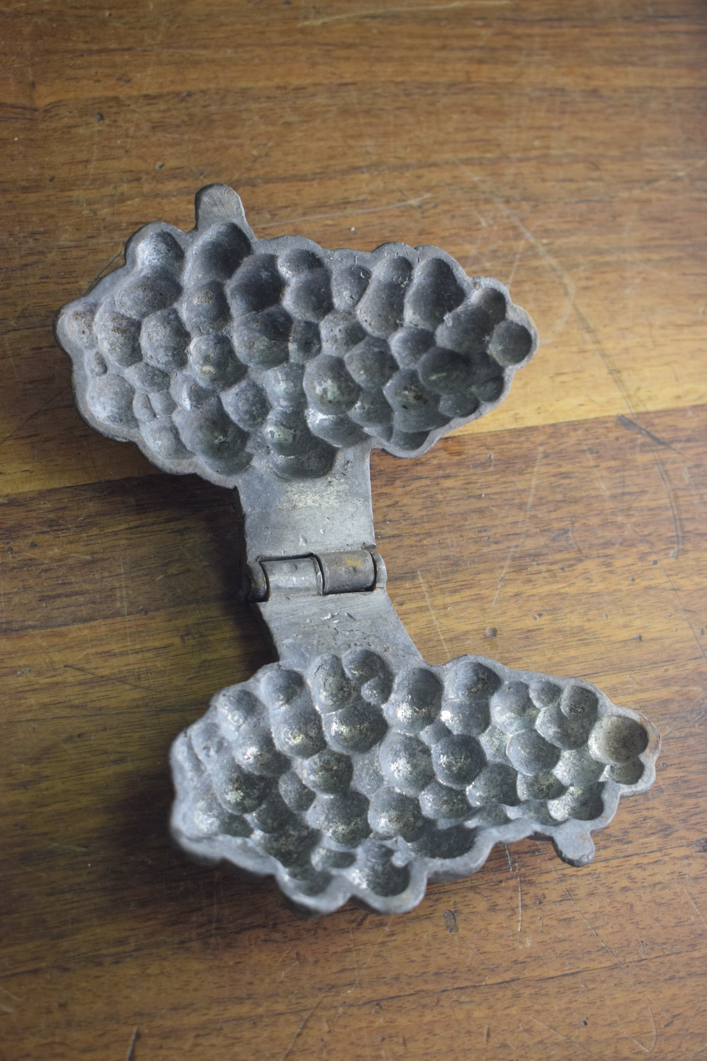 Antique Grapes Pewter Ice Cream Mold