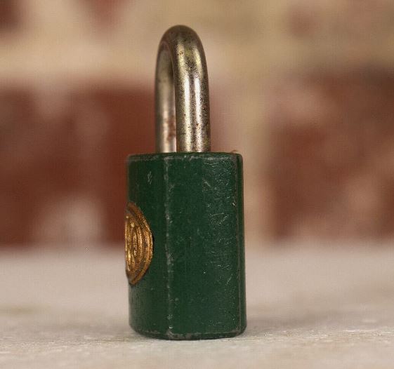Vintage Collectible ILCO Padlock Illinois Lock Co. - No Key